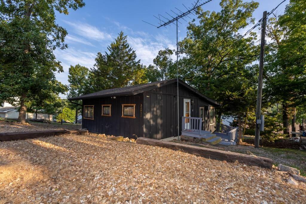 Funky Little Lakehouse - Private Dock And Sunset View Sunrise Beach Bagian luar foto